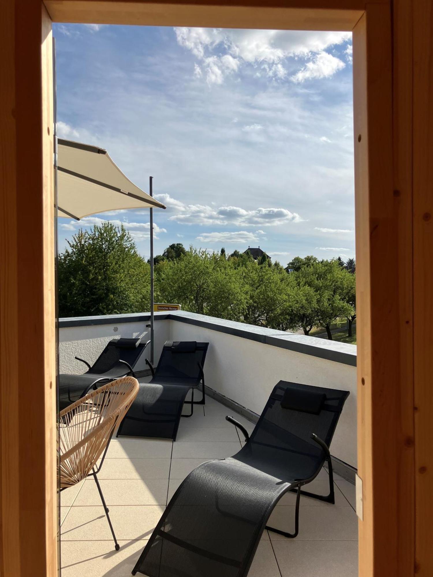 Amelie No 3 Hotel & Appartements Schweigen-Rechtenbach Exterior photo