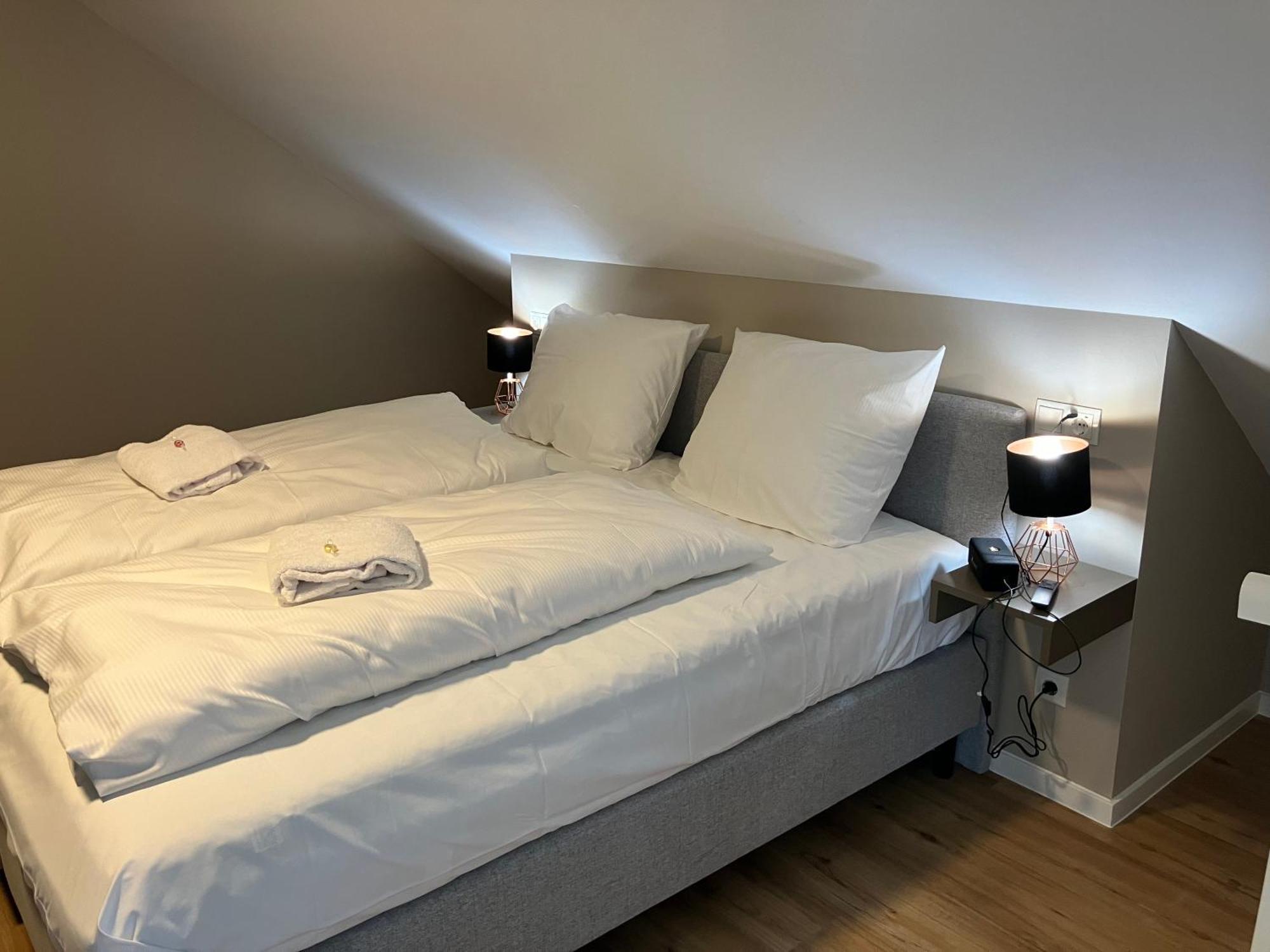 Amelie No 3 Hotel & Appartements Schweigen-Rechtenbach Exterior photo