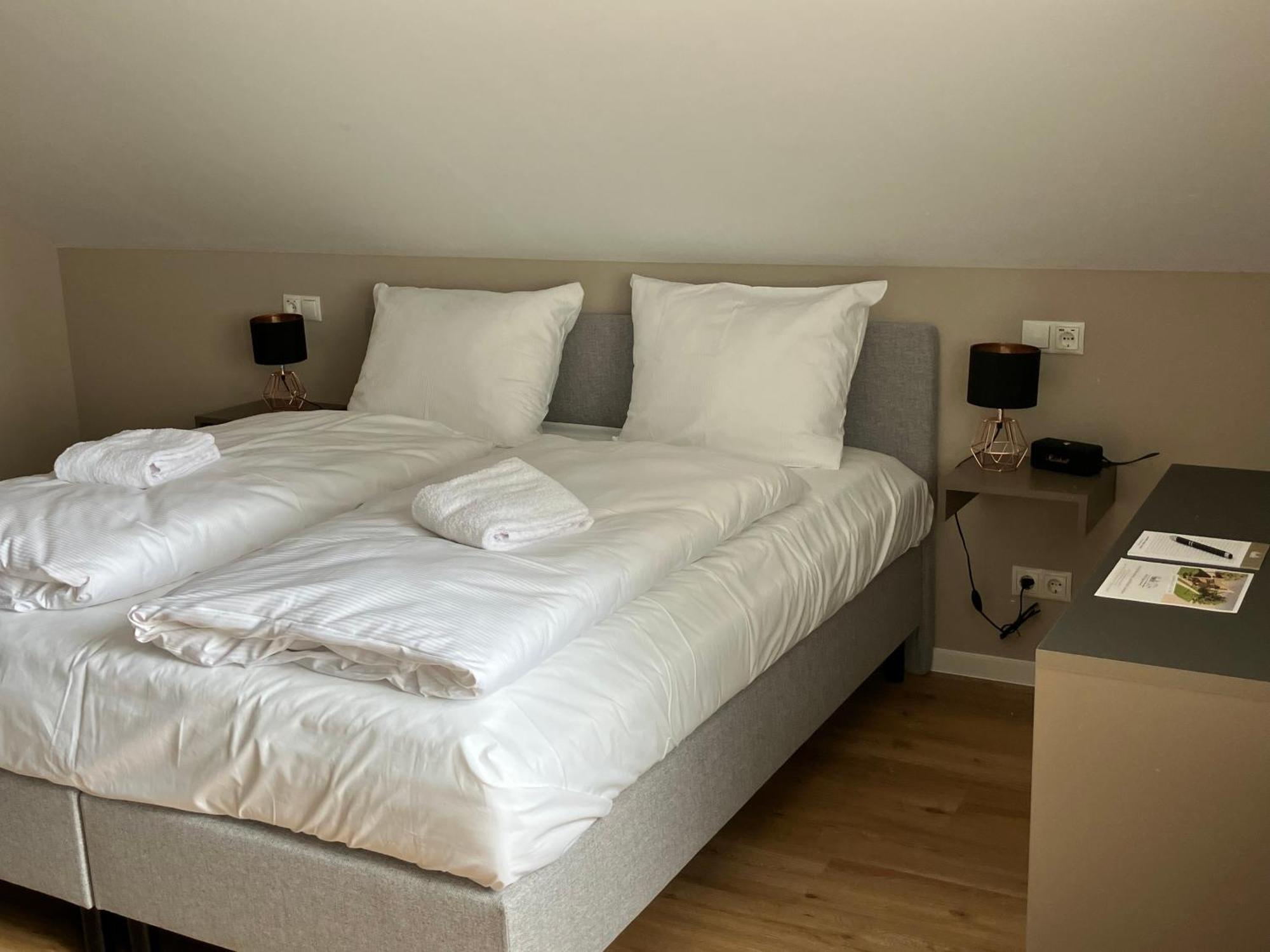 Amelie No 3 Hotel & Appartements Schweigen-Rechtenbach Exterior photo